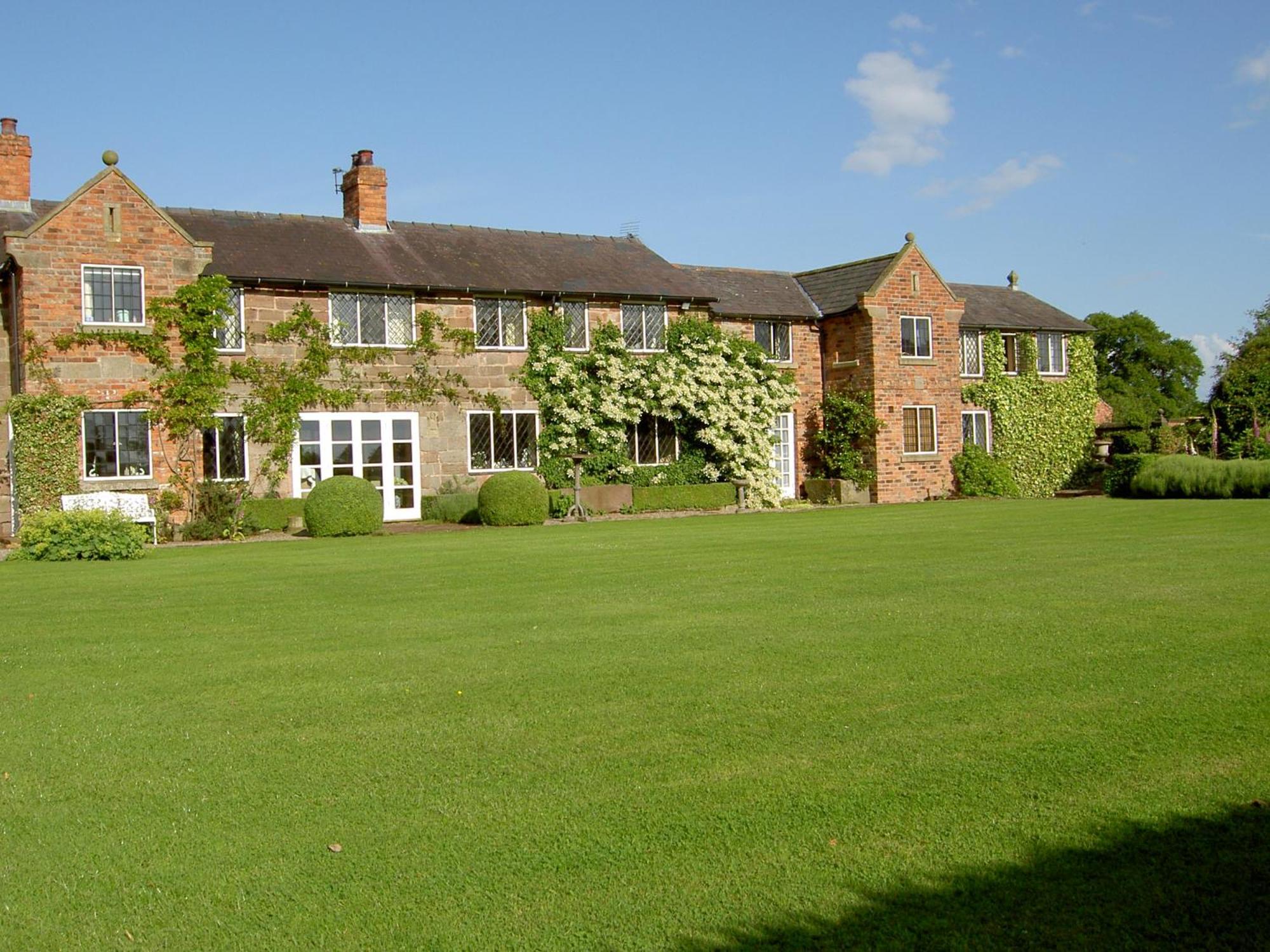 مبيت وإفطار Malpas  Manor Farm Egerton الغرفة الصورة